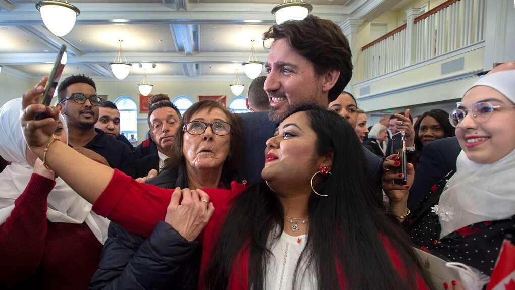 حضور غافلگیرانه جاستین ترودو در مراسم شهروندان جدید کانادایی