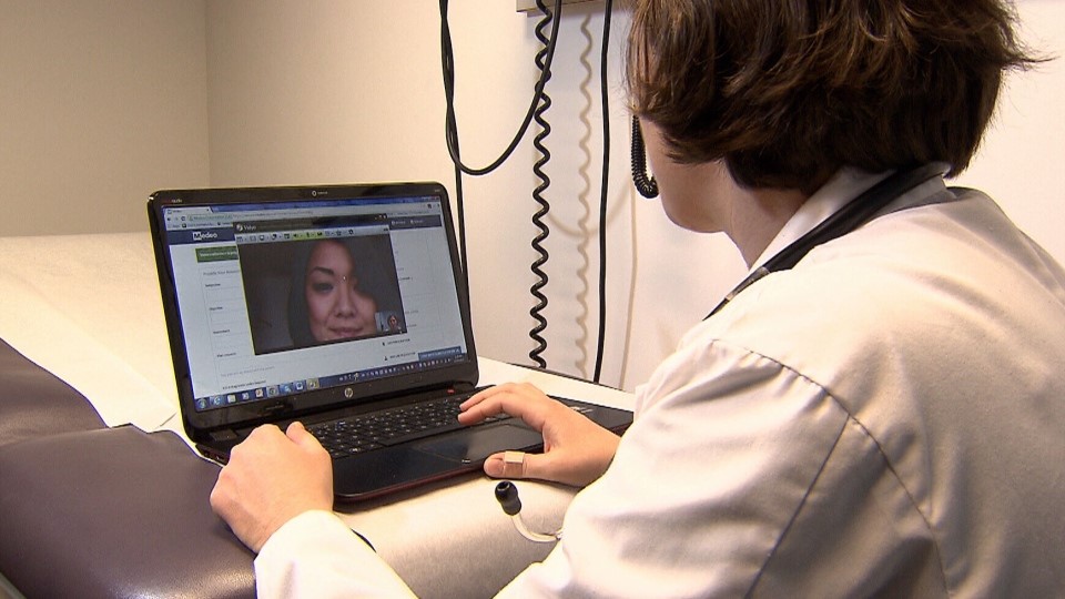 ویزیت بیماران به صورت آنلاین و غیر حضوری در کانادا