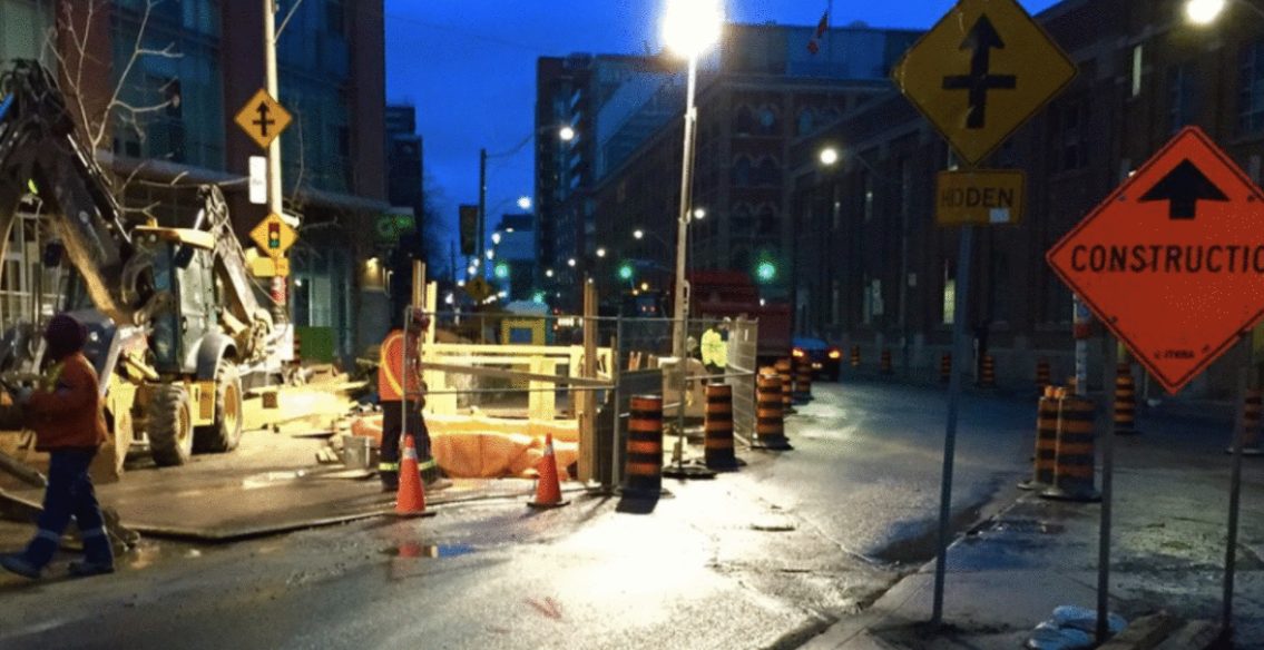 شکایت شهروند تورنتويي از ساعت ساخت‌وساز