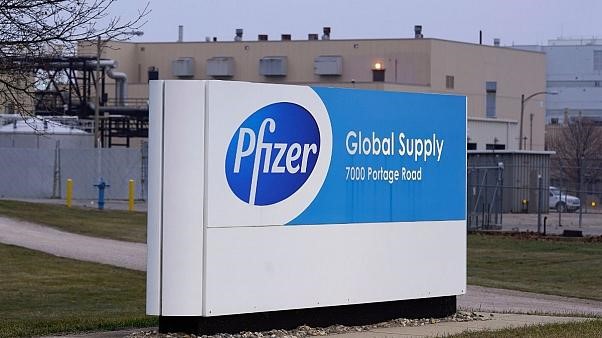 چه کشورهایی واکسن فایزر را تایید کرده‌اند؟