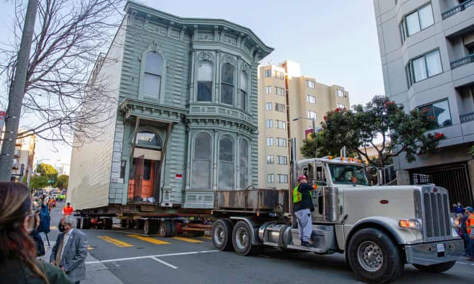 جابه‌جایی خانه‌ ۱۳۹ ساله