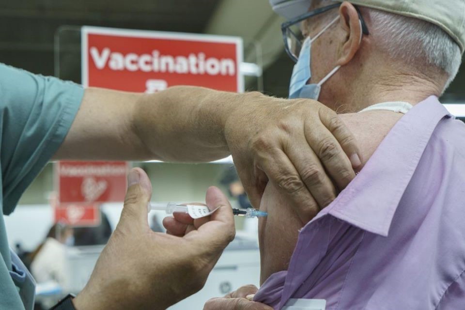 تزریق واکسن