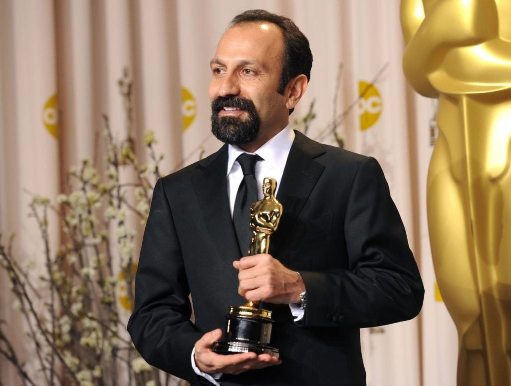 اصغر فرهادی با جایزه اسکار