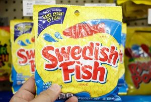 آب نبات های «ماهی سوئدی»