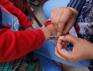 دستبند تیر و باد