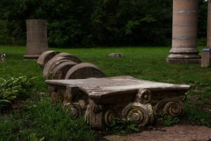 سر ستون‌های Rockcliffe Rockeries