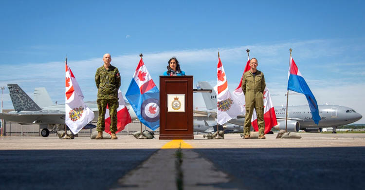 تسلیحات نظامی دفاعی